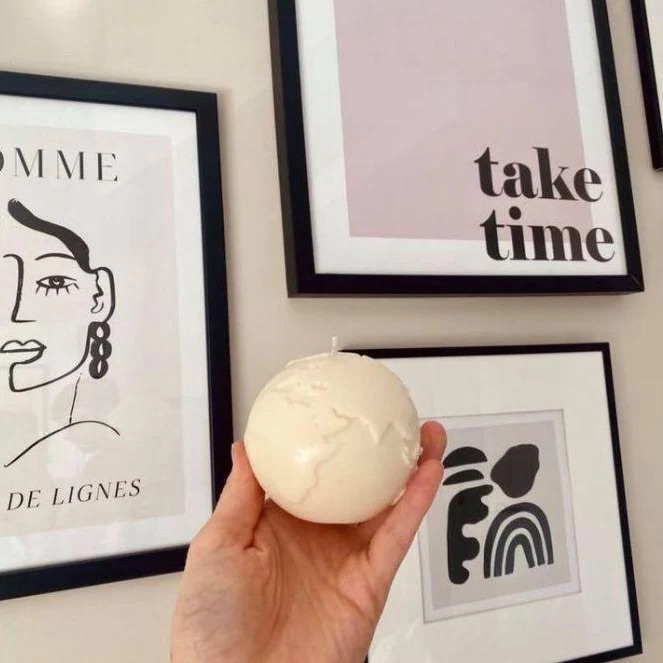Globe Candle 